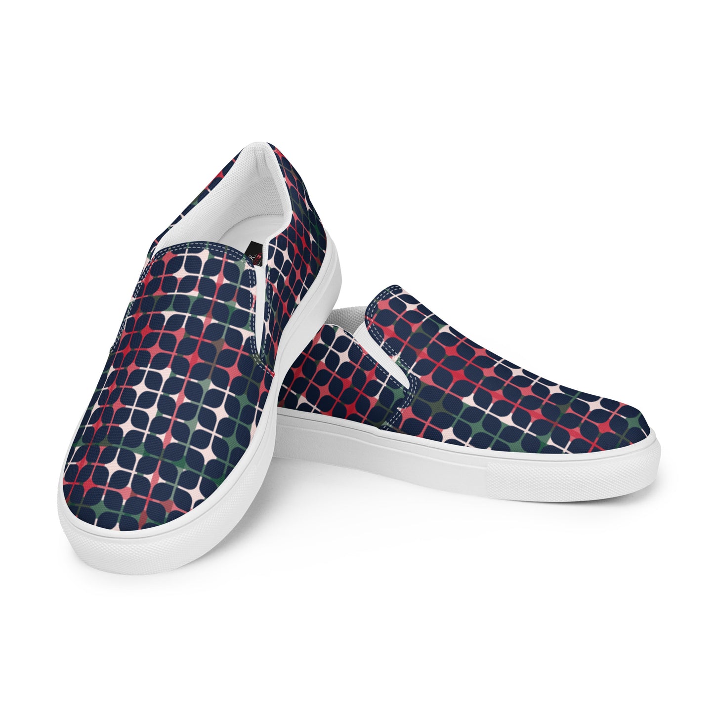 Dynamic Women’s Slip-on Canvas Shoes